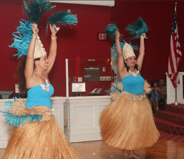 bowwow luau 2025 dancers at the event